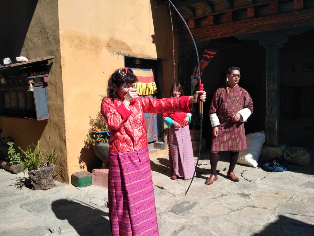 Стрелбата с лък е национален спорт на Бутан