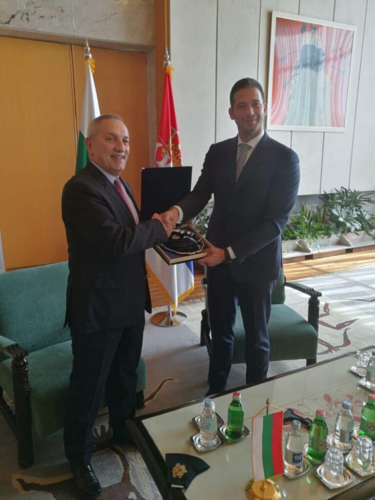 Министърът на спорта гостува на сръбския си колега