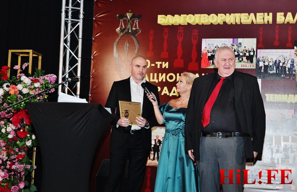Адвокат, филантроп на годината стана д-р Петър Илиев